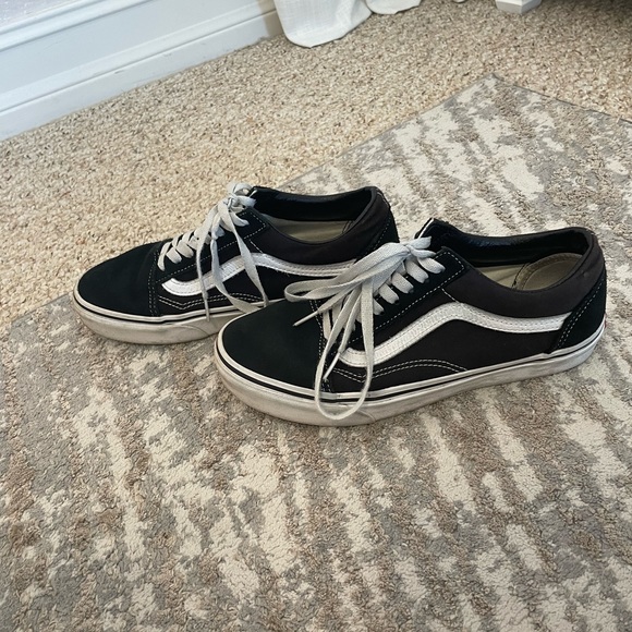 Black old Skool vans - Picture 3 of 6